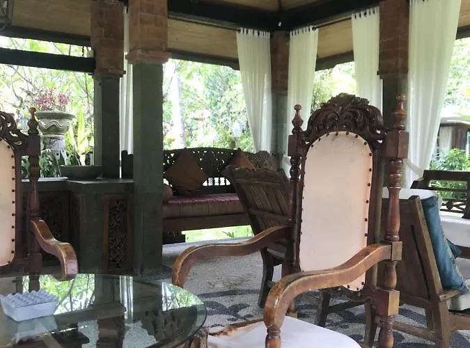 Spacious Private Pool Apartment-beachside Apartment *